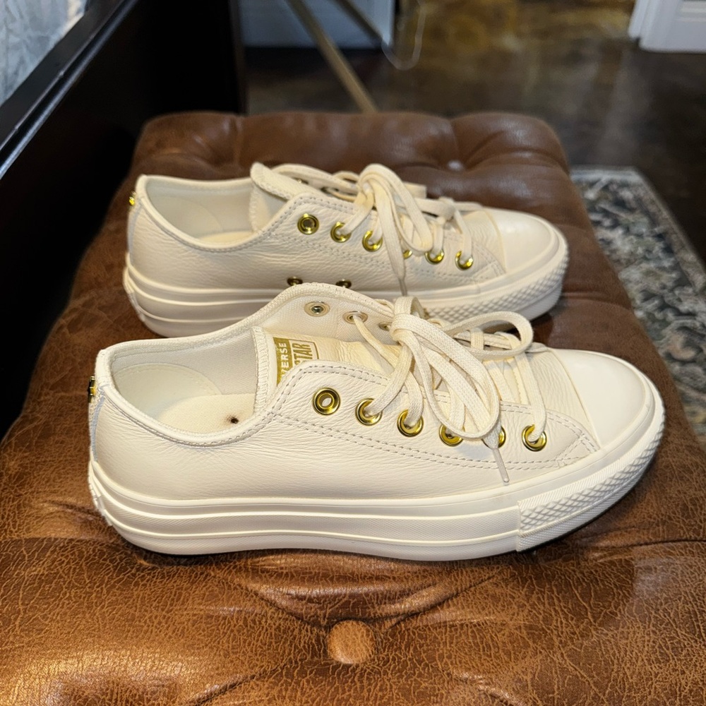 Converse Chuck Taylor All Star Lift Platform Gold Sneakers